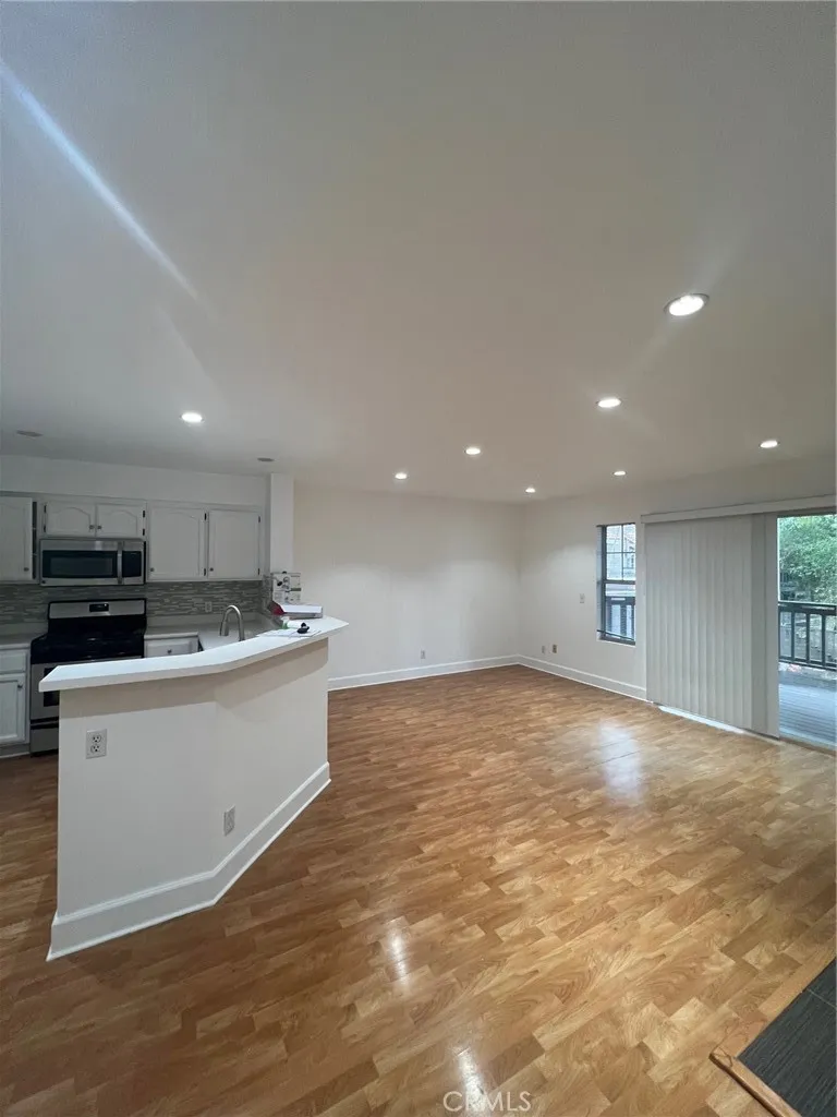 3380 Holly Grove Street Westlake Village, CA 91362