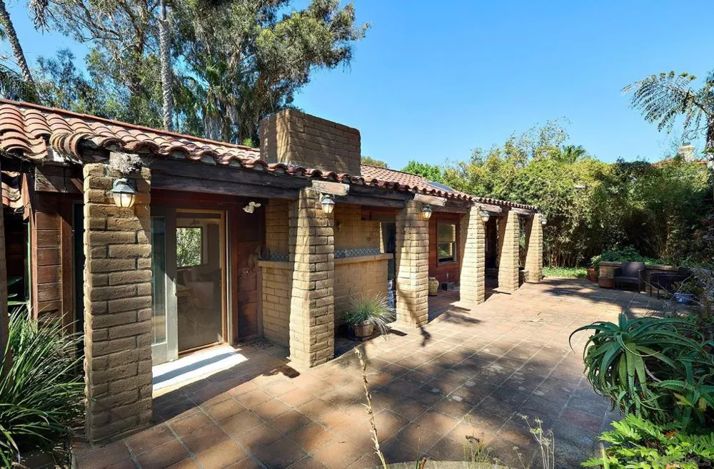 2081 Sheridan Encinitas, CA 92024