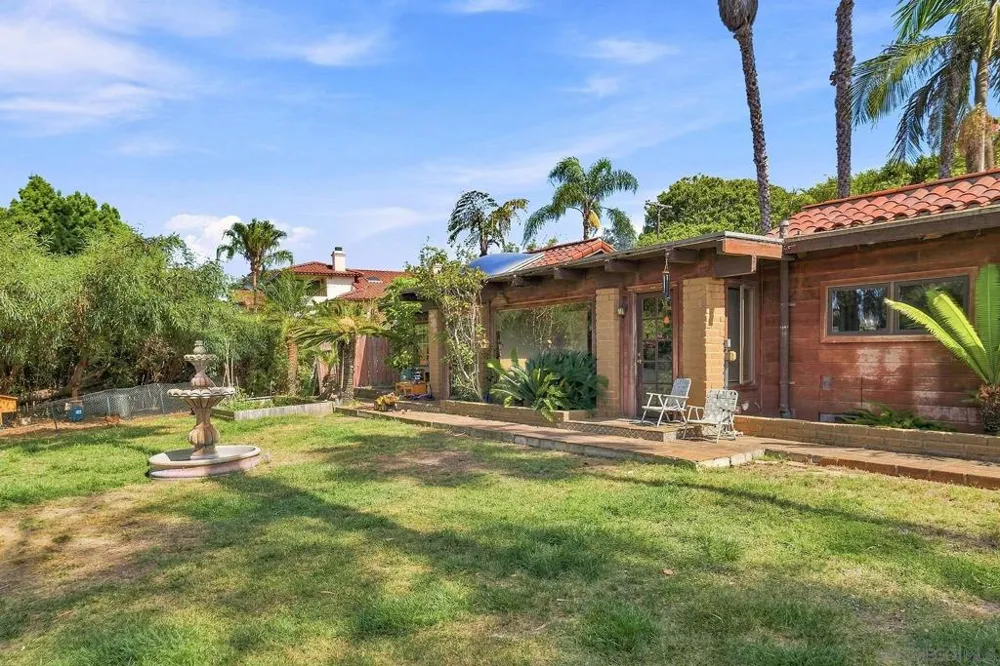 2081 Sheridan Encinitas, CA 92024