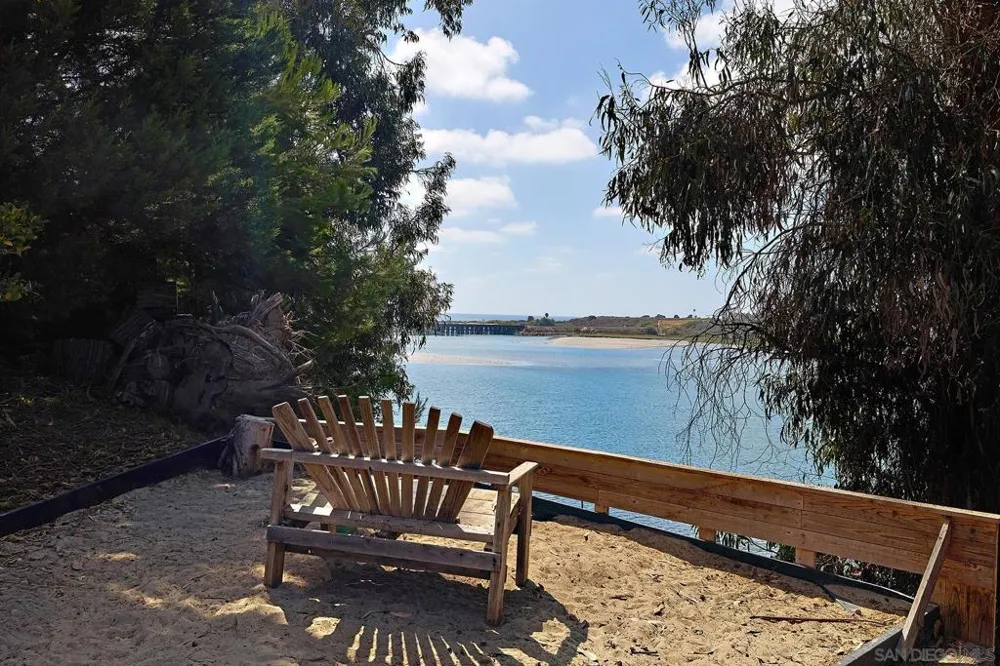 2081 Sheridan Encinitas, CA 92024