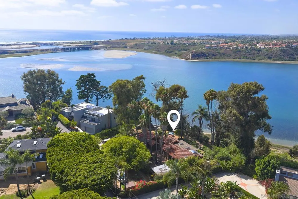 2081 Sheridan Encinitas, CA 92024
