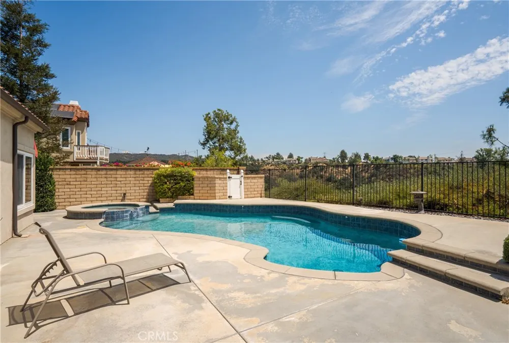 2528 Sloan La Verne, CA 91750