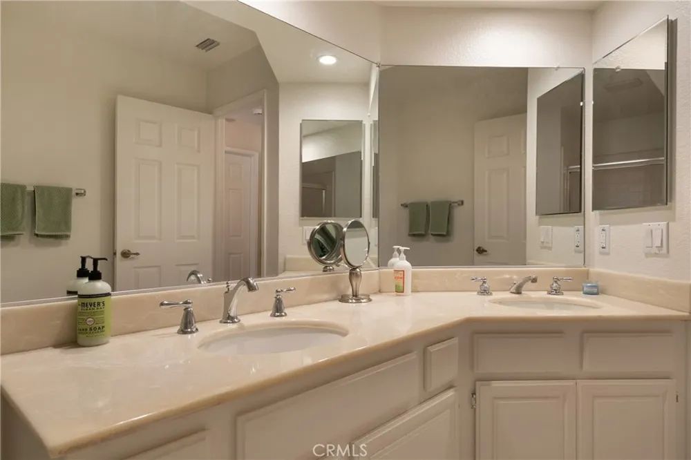 2528 Sloan La Verne, CA 91750