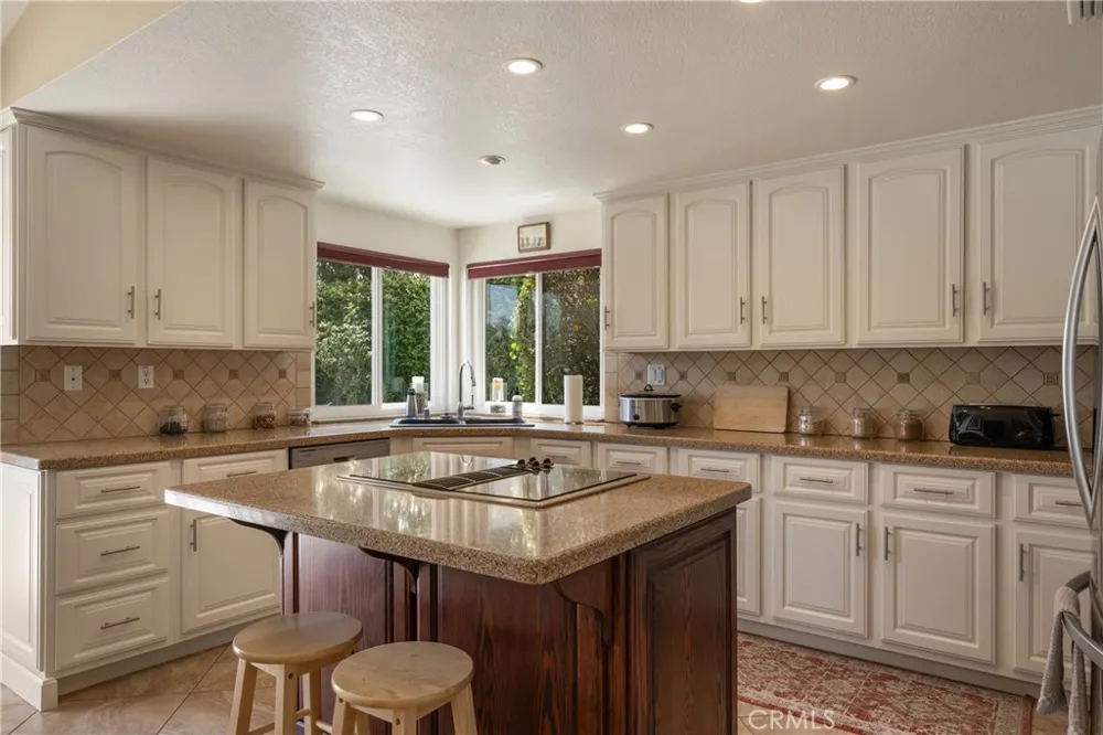 2528 Sloan La Verne, CA 91750