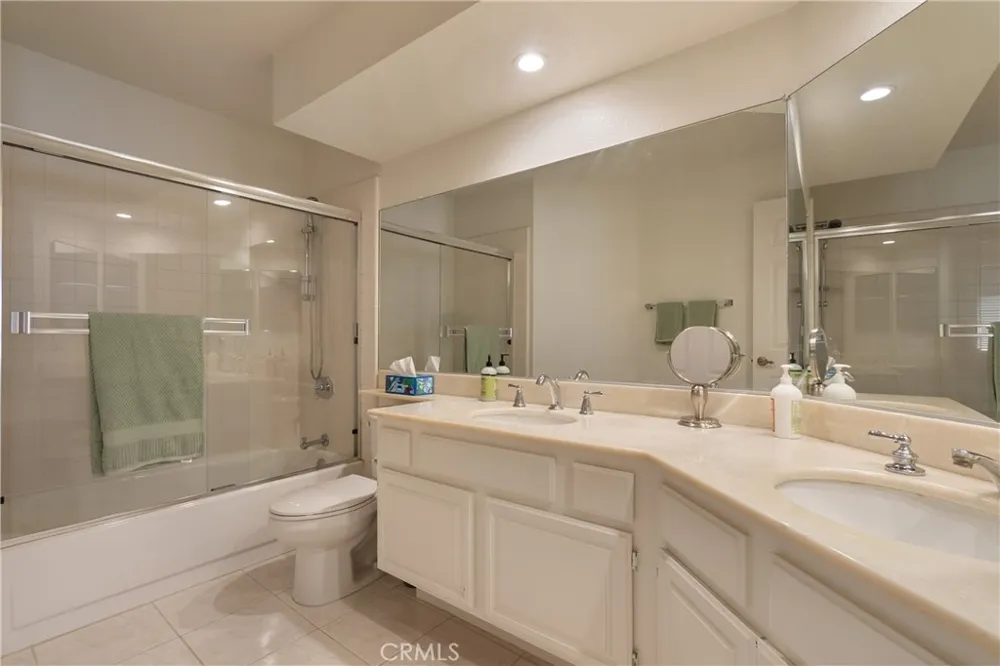 2528 Sloan La Verne, CA 91750