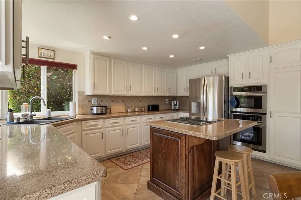 2528 Sloan La Verne, CA 91750