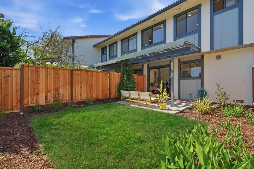 168 Granada Drive Mountain View, CA 94043