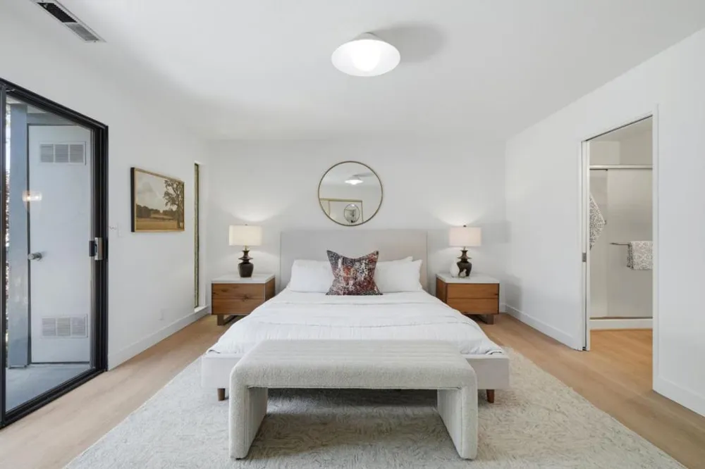 168 Granada Drive Mountain View, CA 94043