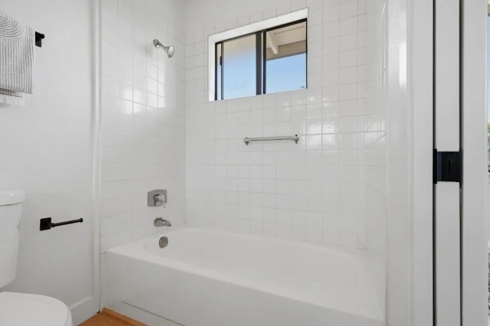 168 Granada Drive Mountain View, CA 94043