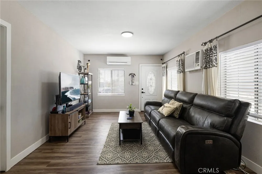 909 E I STREET Ontario, CA 91764