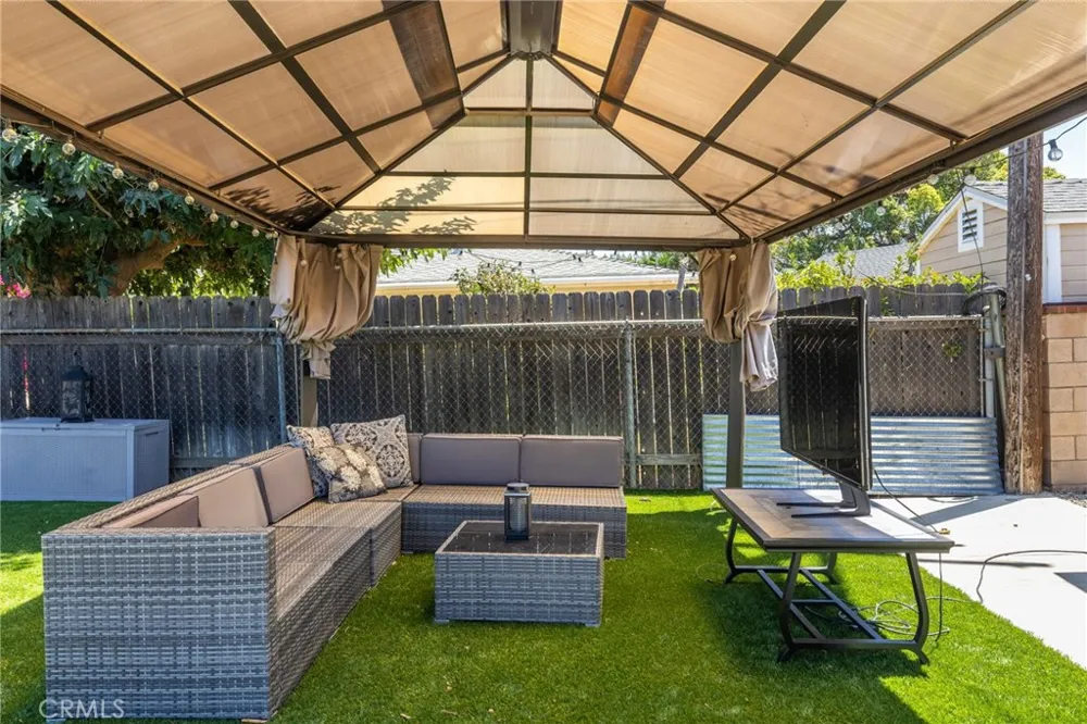 909 E I STREET Ontario, CA 91764