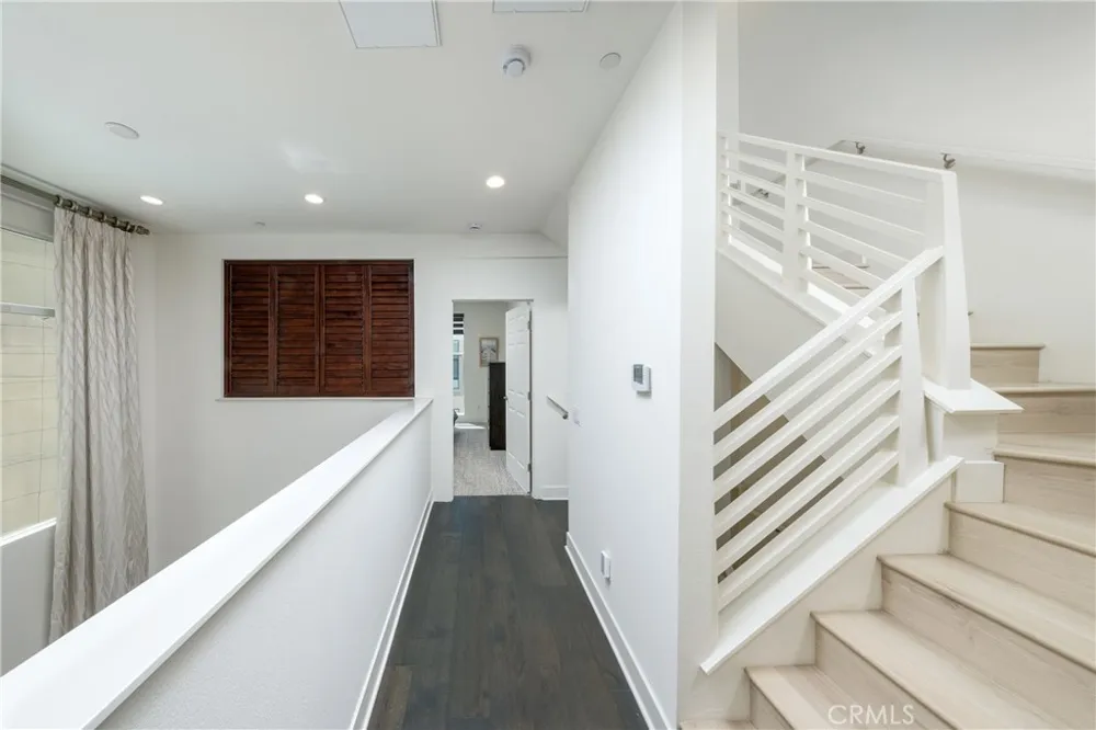 1675 Grand View Costa Mesa, CA 92627