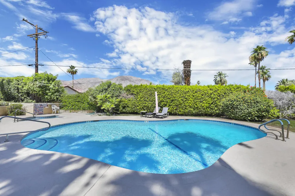 45711 W Verba Santa Drive Palm Desert, CA 92260