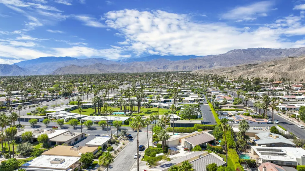 45711 W Verba Santa Drive Palm Desert, CA 92260