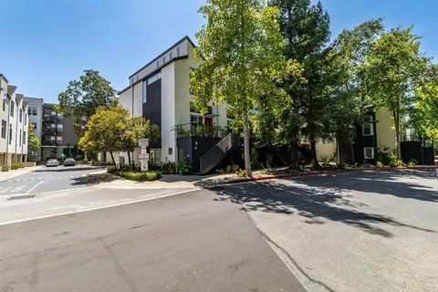 59 Iron Horse Lane