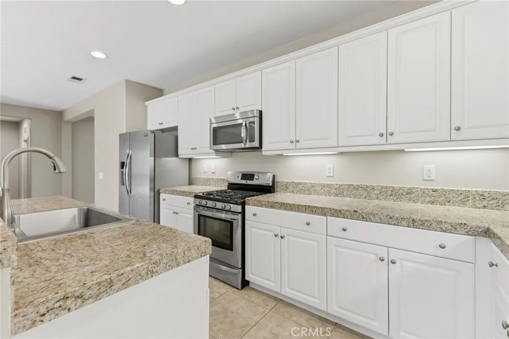 25602 Mesa Edge Court Menifee, CA 92585