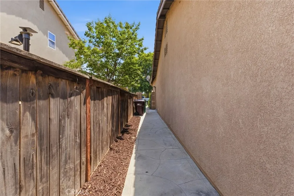 25602 Mesa Edge Court Menifee, CA 92585