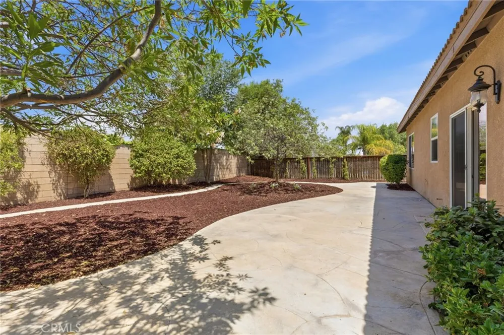 25602 Mesa Edge Court Menifee, CA 92585