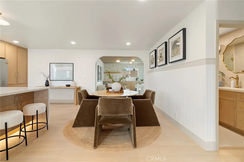 10342 Mast Westminster, CA 92683