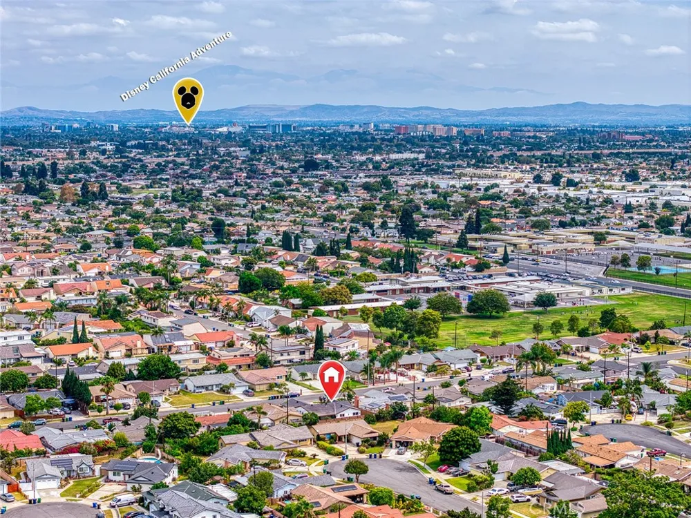 10342 Mast Westminster, CA 92683