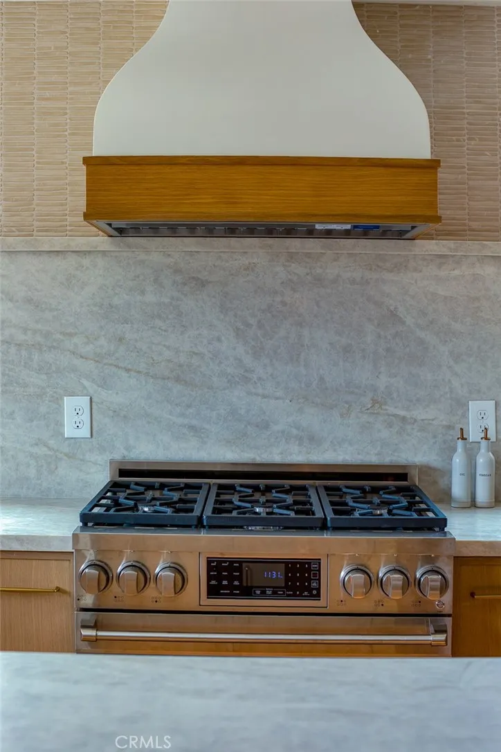 10342 Mast Westminster, CA 92683
