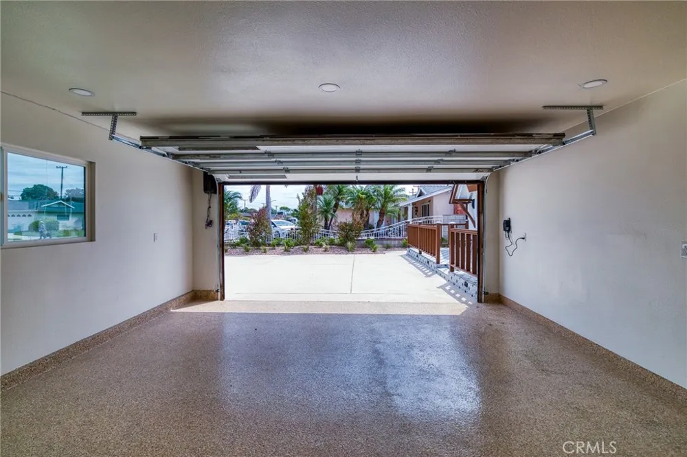 10342 Mast Westminster, CA 92683