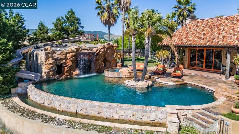 1615 Lawrence Rd Danville, CA 94506
