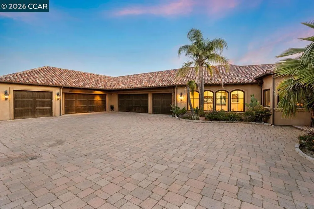1615 Lawrence Rd Danville, CA 94506