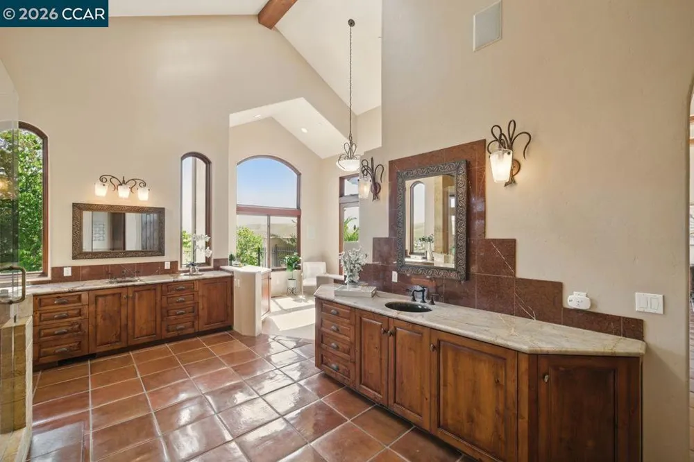1615 Lawrence Rd Danville, CA 94506