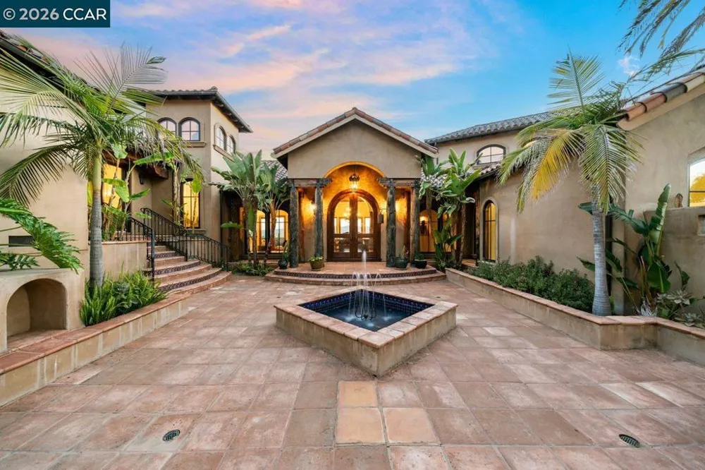 1615 Lawrence Rd Danville, CA 94506