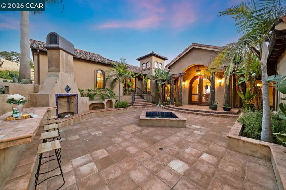1615 Lawrence Rd Danville, CA 94506