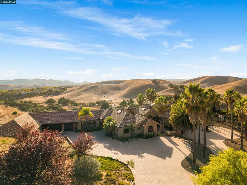 1615 Lawrence Rd Danville, CA 94506