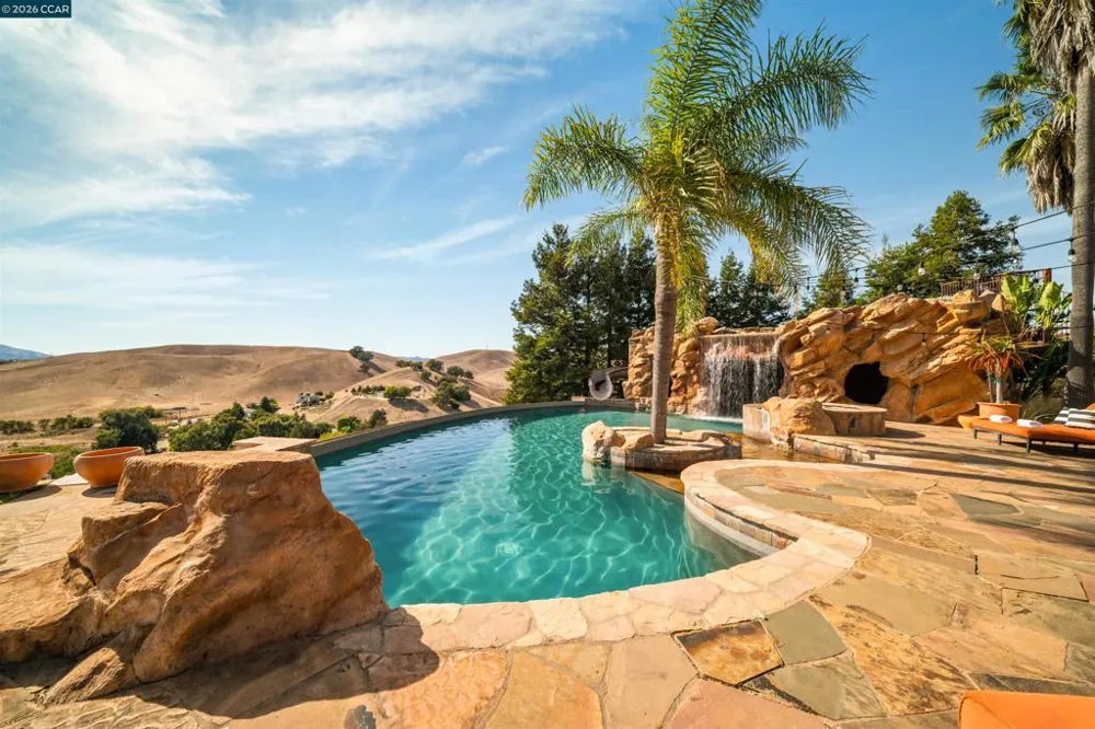1615 Lawrence Rd Danville, CA 94506