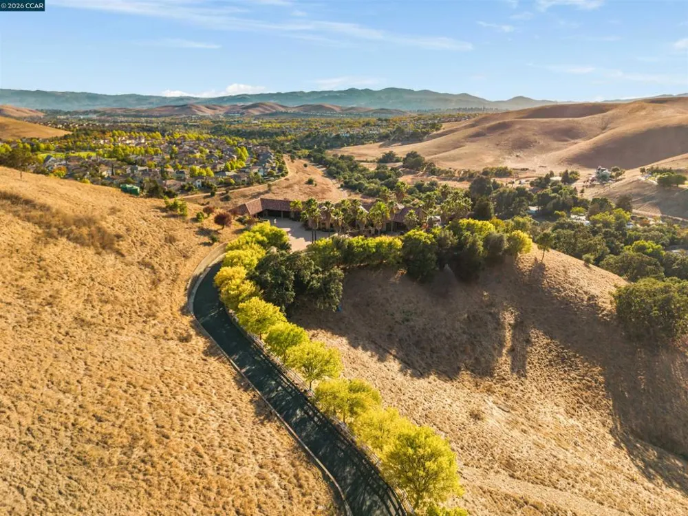 1615 Lawrence Rd Danville, CA 94506