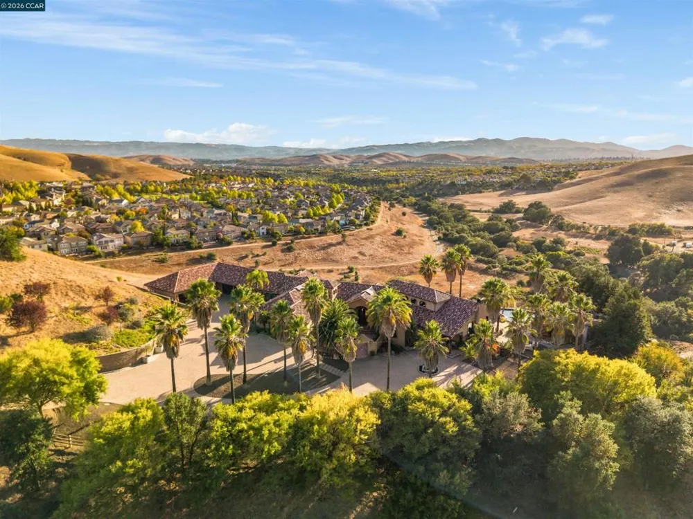 1615 Lawrence Rd Danville, CA 94506