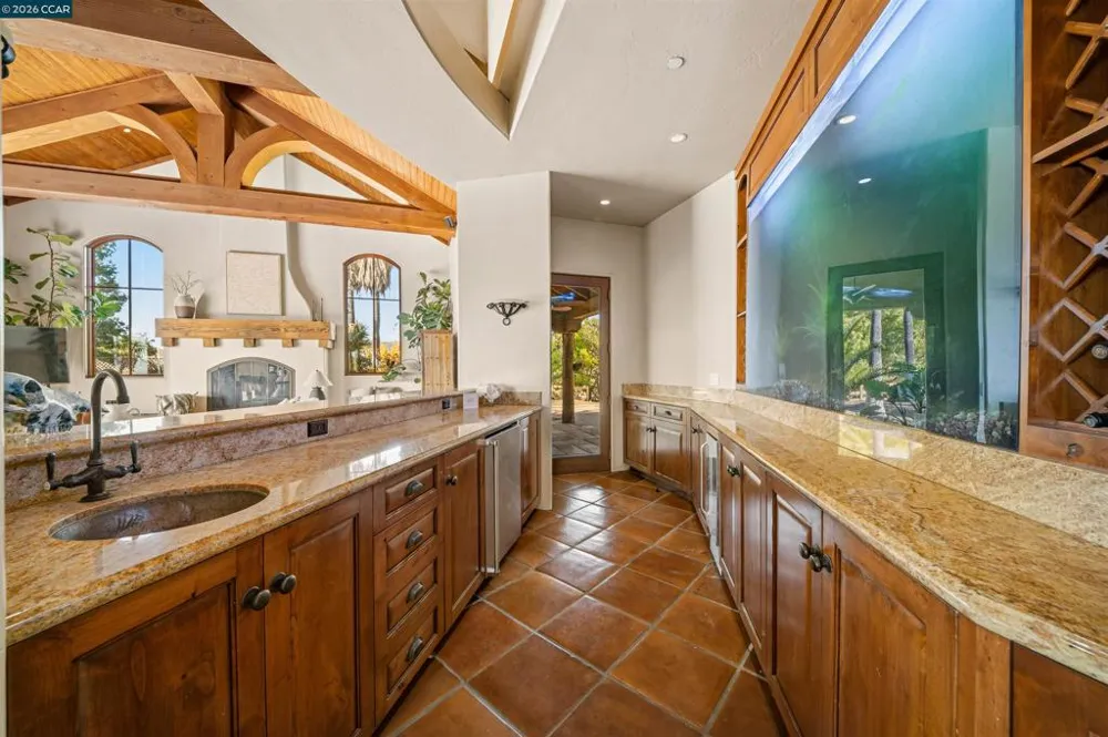 1615 Lawrence Rd Danville, CA 94506