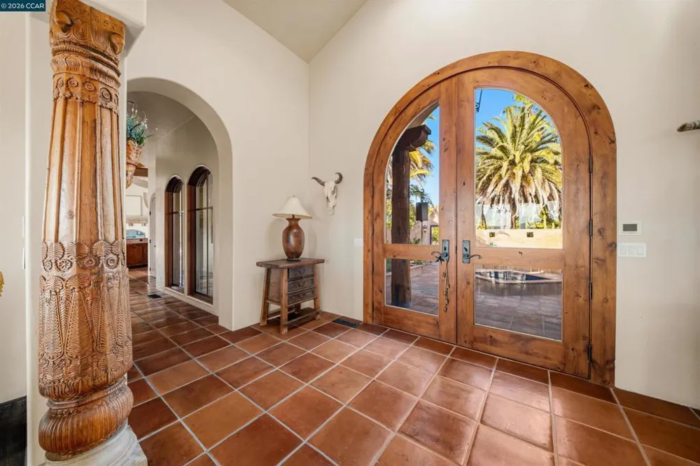 1615 Lawrence Rd Danville, CA 94506