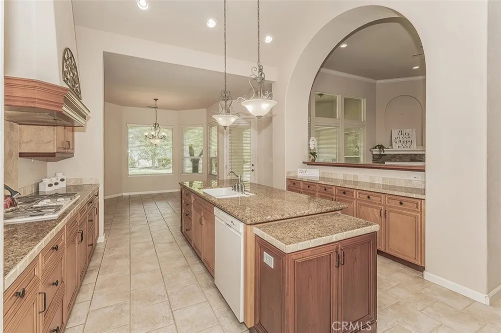 4477 Quail Lake Drive Clovis, CA 93619