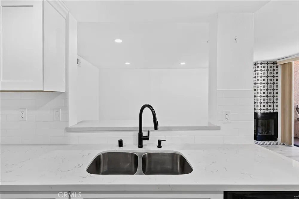 28004 S Western Avenue #220 San Pedro, CA 90732