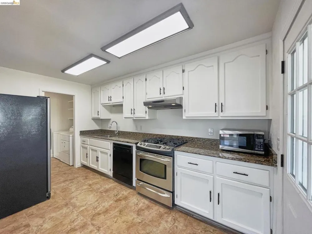 20809 Caylor Drive Soulsbyville, CA 95372