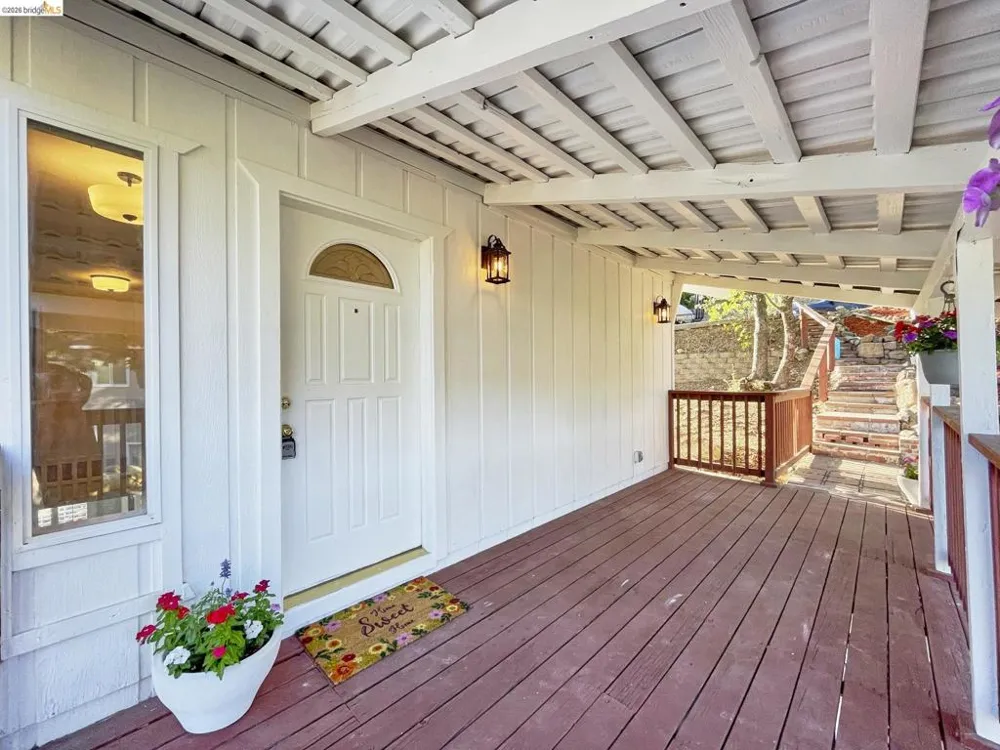 20809 Caylor Drive Soulsbyville, CA 95372
