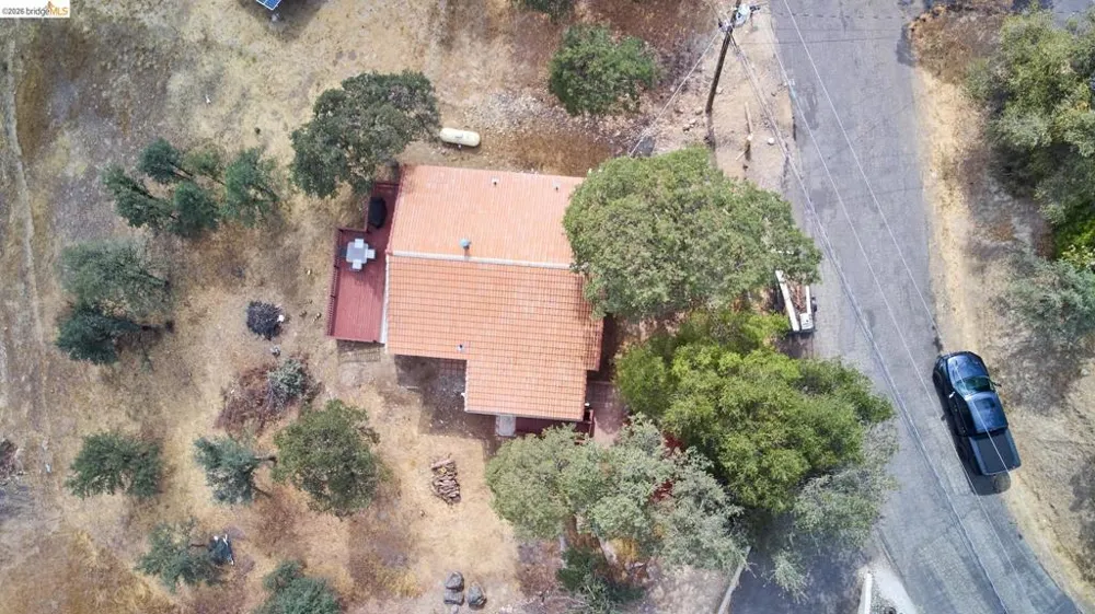 20809 Caylor Drive Soulsbyville, CA 95372