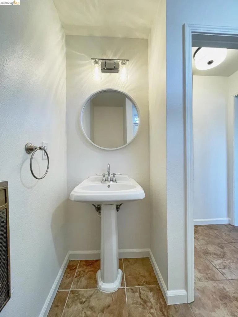20809 Caylor Drive Soulsbyville, CA 95372