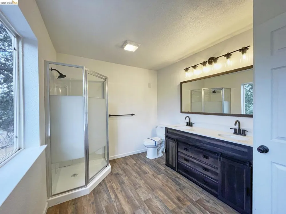20809 Caylor Drive Soulsbyville, CA 95372