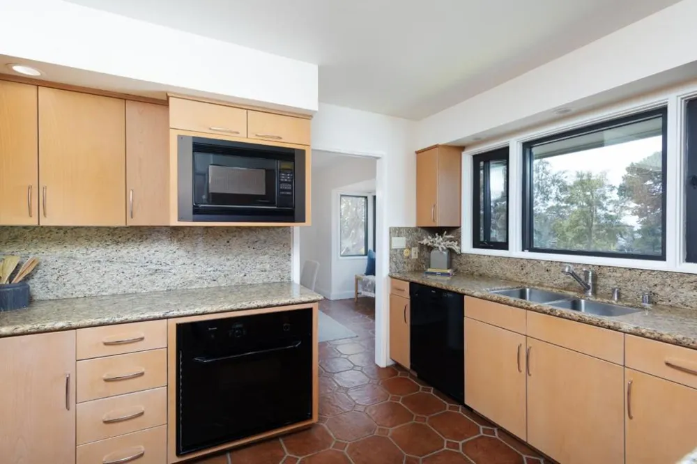 267 Del Mesa Carmel Carmel, CA 93923