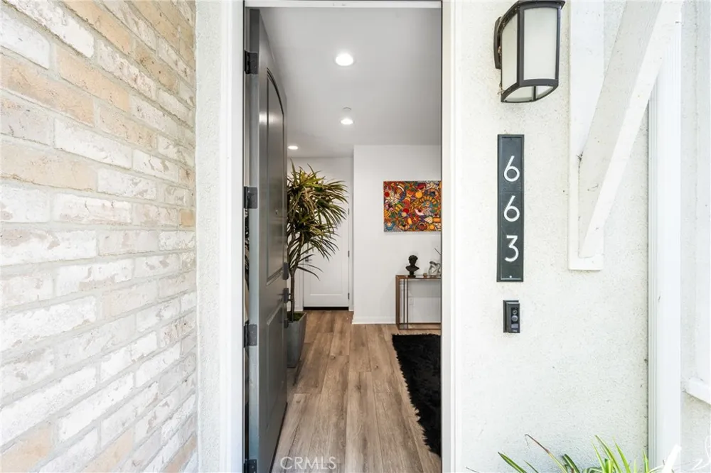 663 S Mosaic Street Anaheim, CA 92805