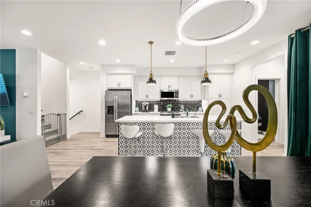 663 S Mosaic Street Anaheim, CA 92805