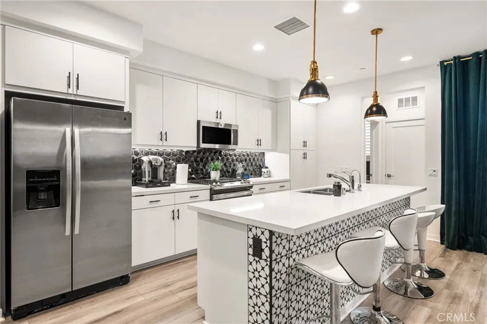 663 S Mosaic Street Anaheim, CA 92805
