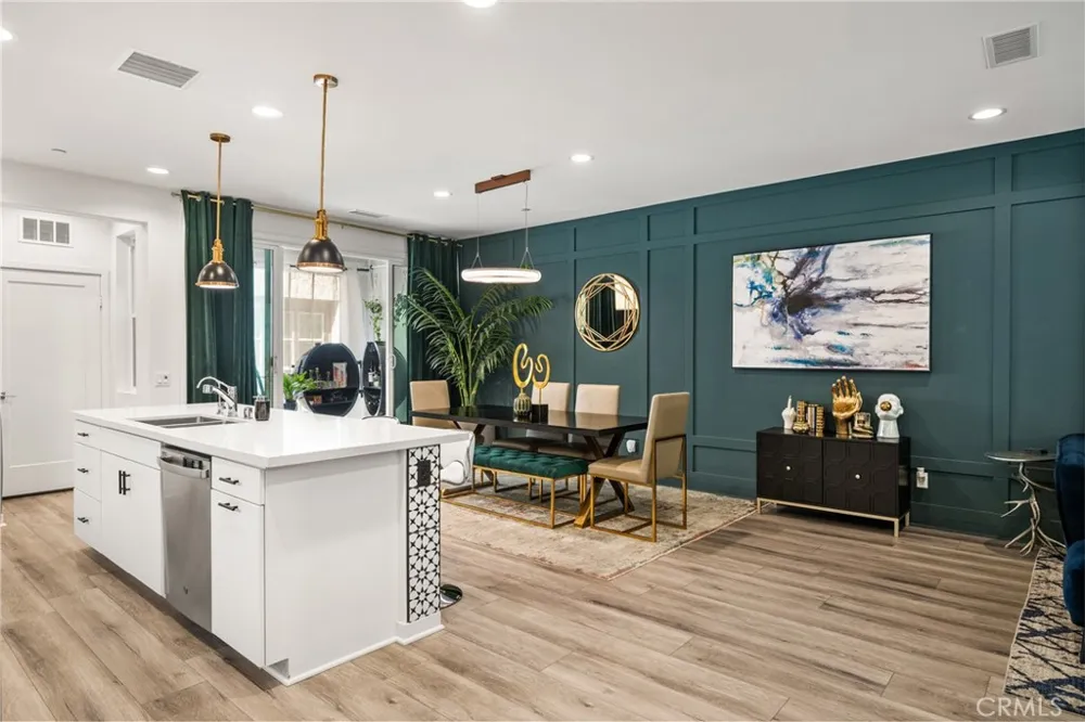 663 S Mosaic Street Anaheim, CA 92805