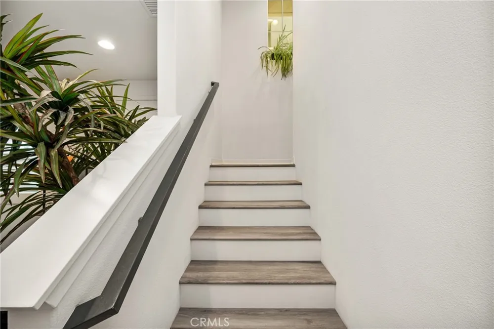 663 S Mosaic Street Anaheim, CA 92805